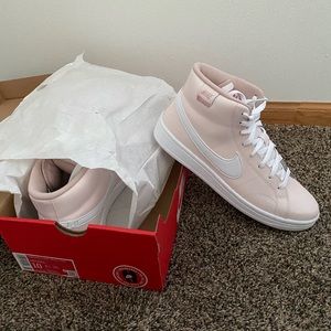 Women's Nike Court Royale 2 Mid shoes